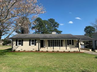 936 Gray St, Roanoke Rapids, NC 27870