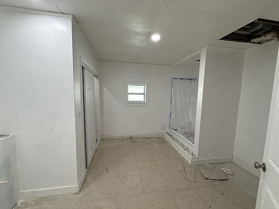 3rd image of 314 7th Ave NE #11356623