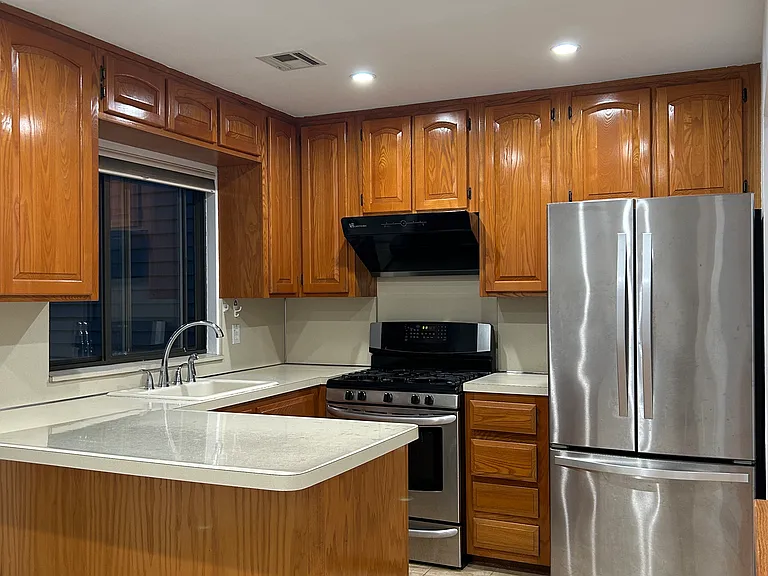 279 Kell Ave — Photo 4