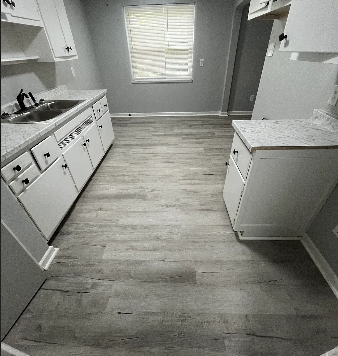 907 Wheatley Ave — Photo 3