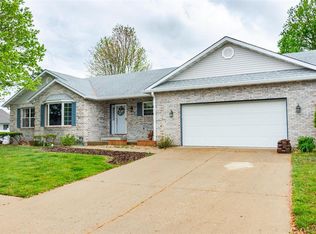 611 Springhill Ct, O Fallon, IL 62269