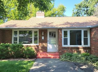 1011 N Walnut St, Normal, IL 61761