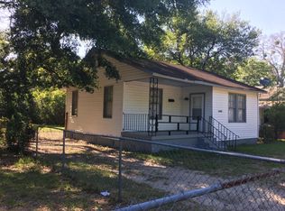 2708 E Surrey Dr, North Charleston, SC 29405