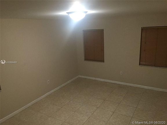 2nd image of 1205 Wallace St #B2