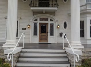 1149 S 17th St, Lincoln, NE 68502