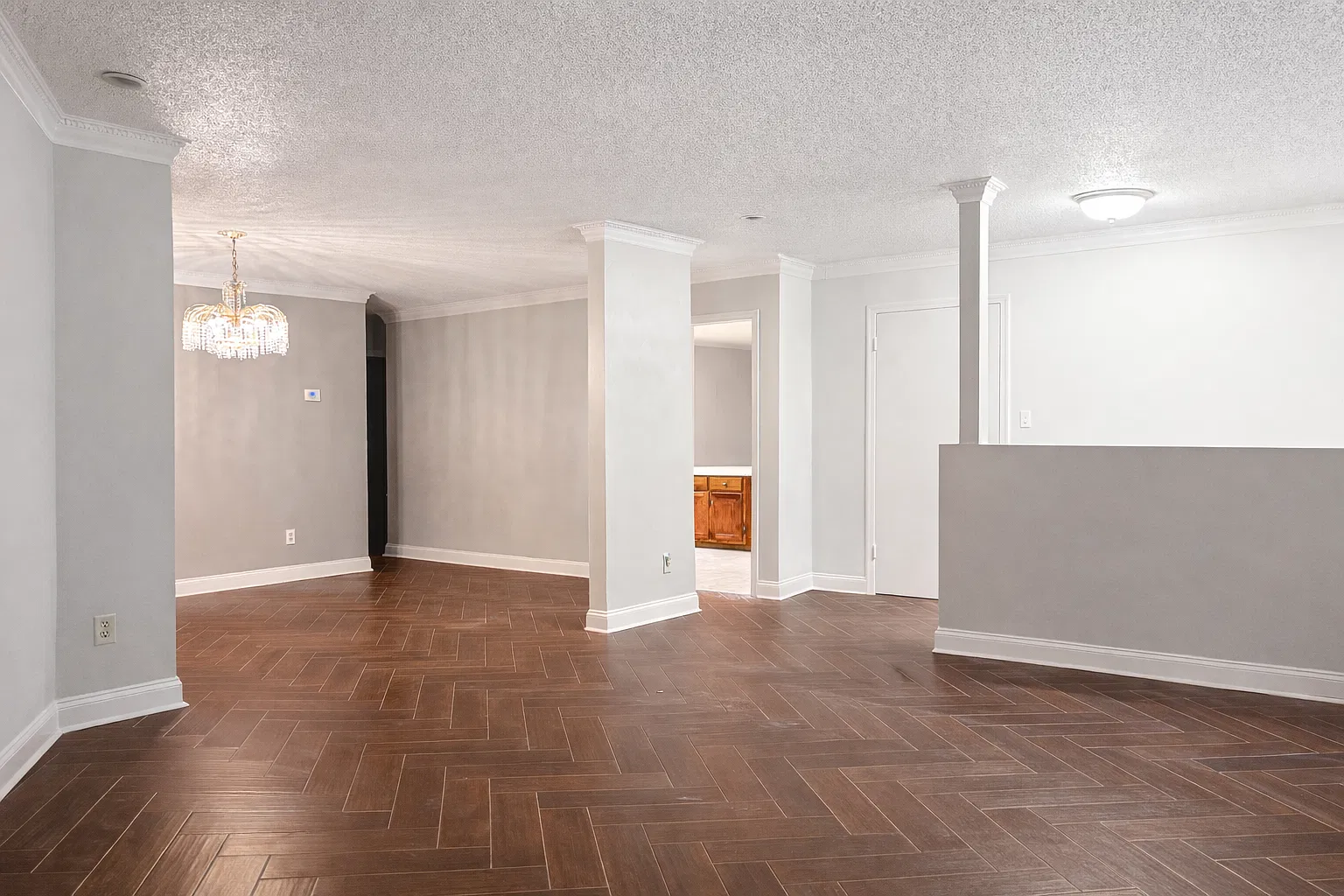 3 bed, 1571 sqft, $2,500 — Photo 3