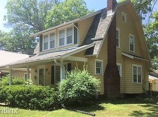 1301 SW Macvicar Ave, Topeka, KS 66604