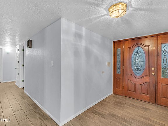3rd image of 1521 Jerry Pate Pl