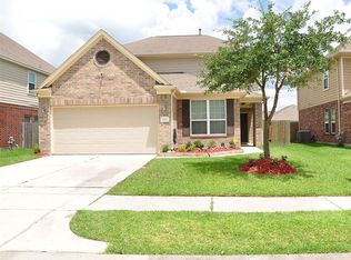 5223 Rio Dr, Baytown, TX 77521