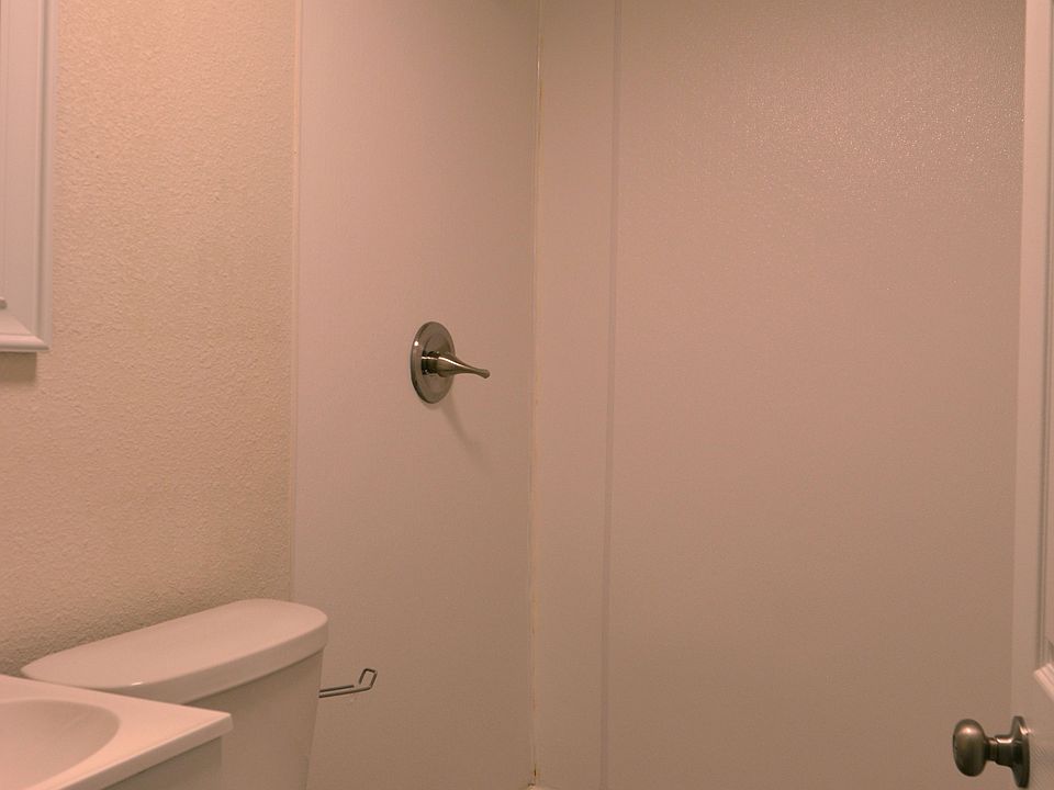 2nd image of 600 Central Ave #5