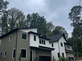5722 Charing Pl, Charlotte, NC 28211