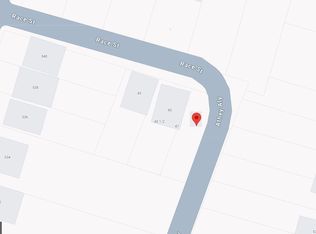 47 Race St, Winchester, VA 22601