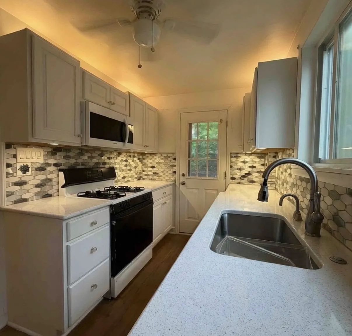 2 bed, $1,025 — Photo 4