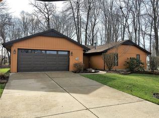 10063 N Surfside Cir, Aurora, OH 44202