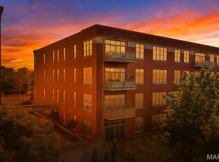 6350 Clayton Rd APT 103, Saint Louis, MO 63117