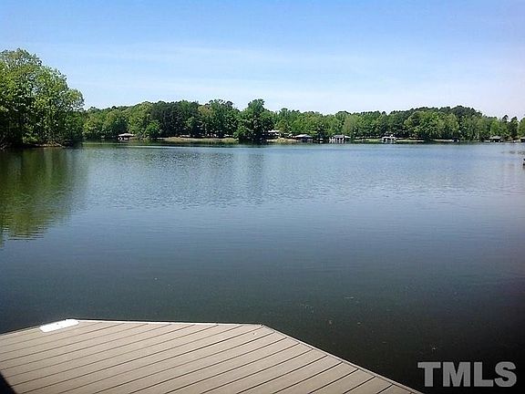 3rd image of 46 Beech Dr