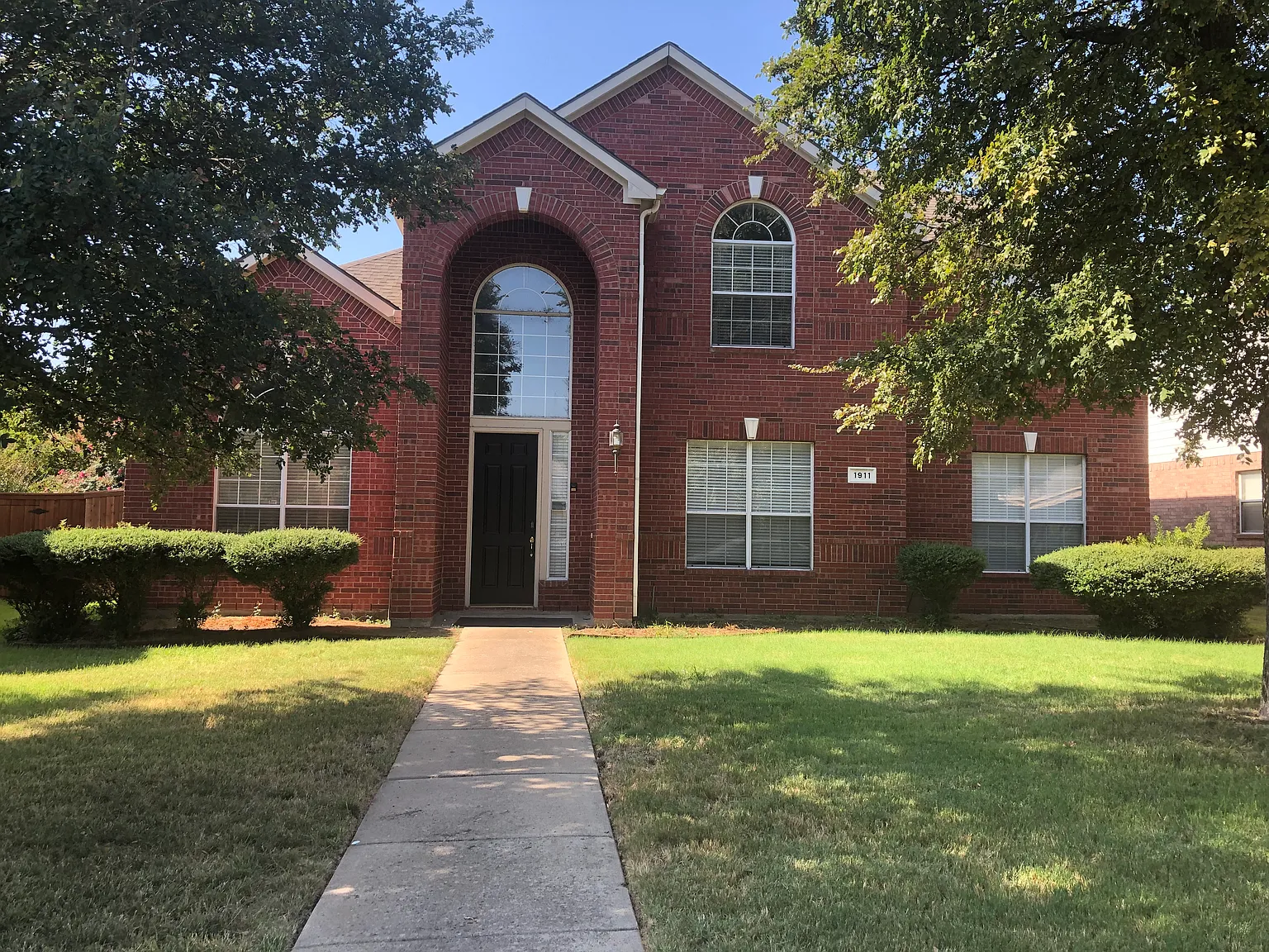 4 bed, 3054 sqft, $2,990 — Photo 1