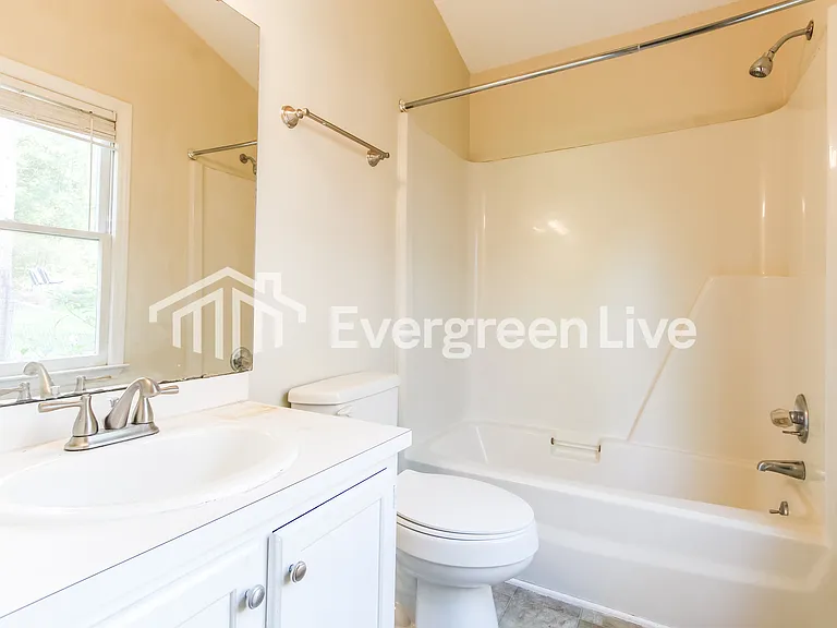 313 Netherland Dr — Photo 10