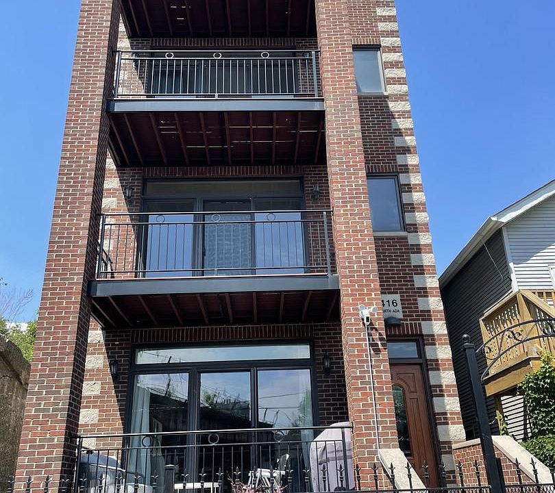 1st image of 416 N Ada St #C