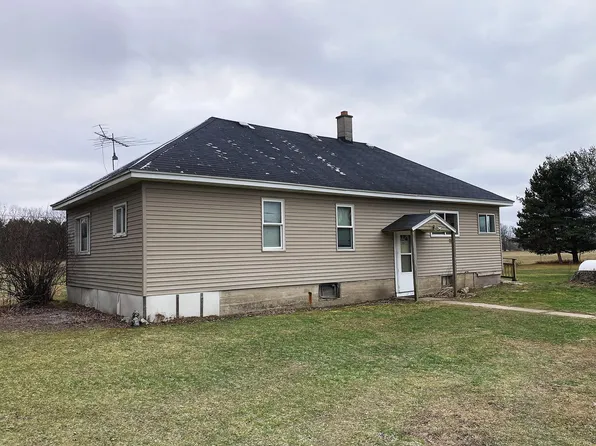 4424 S Tow Rd, Sheridan, MI 48884