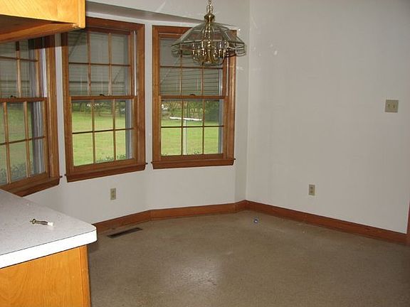 4th image of 801 Meighan Dr