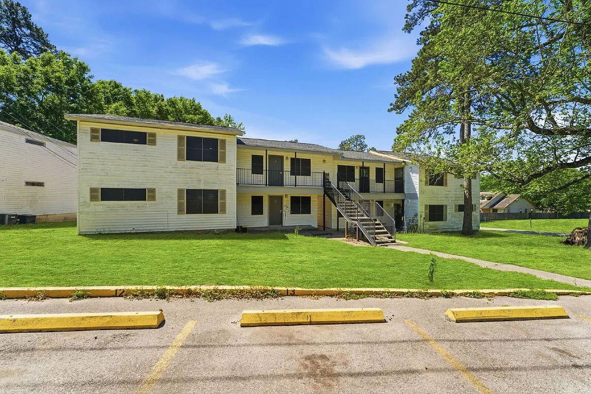 Building Photo - 16957 Rabon Chapel Rd #5