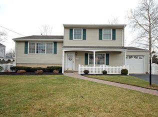 101 Woodland Ave S, Middlesex, NJ 08846