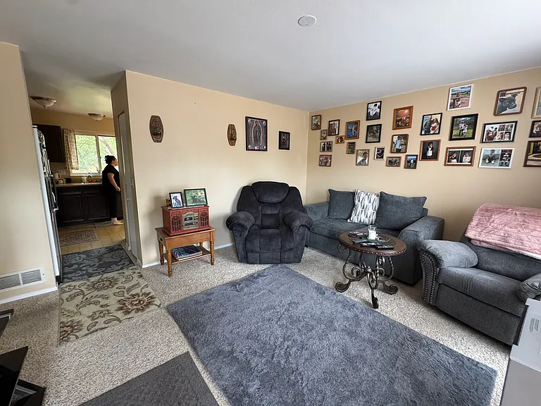 103 Starline Ave — Photo 5