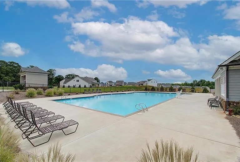 4599 Silver Oak Dr — Photo 17