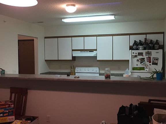 3rd image of 245 Beaver Kreek Ctr Unit 6