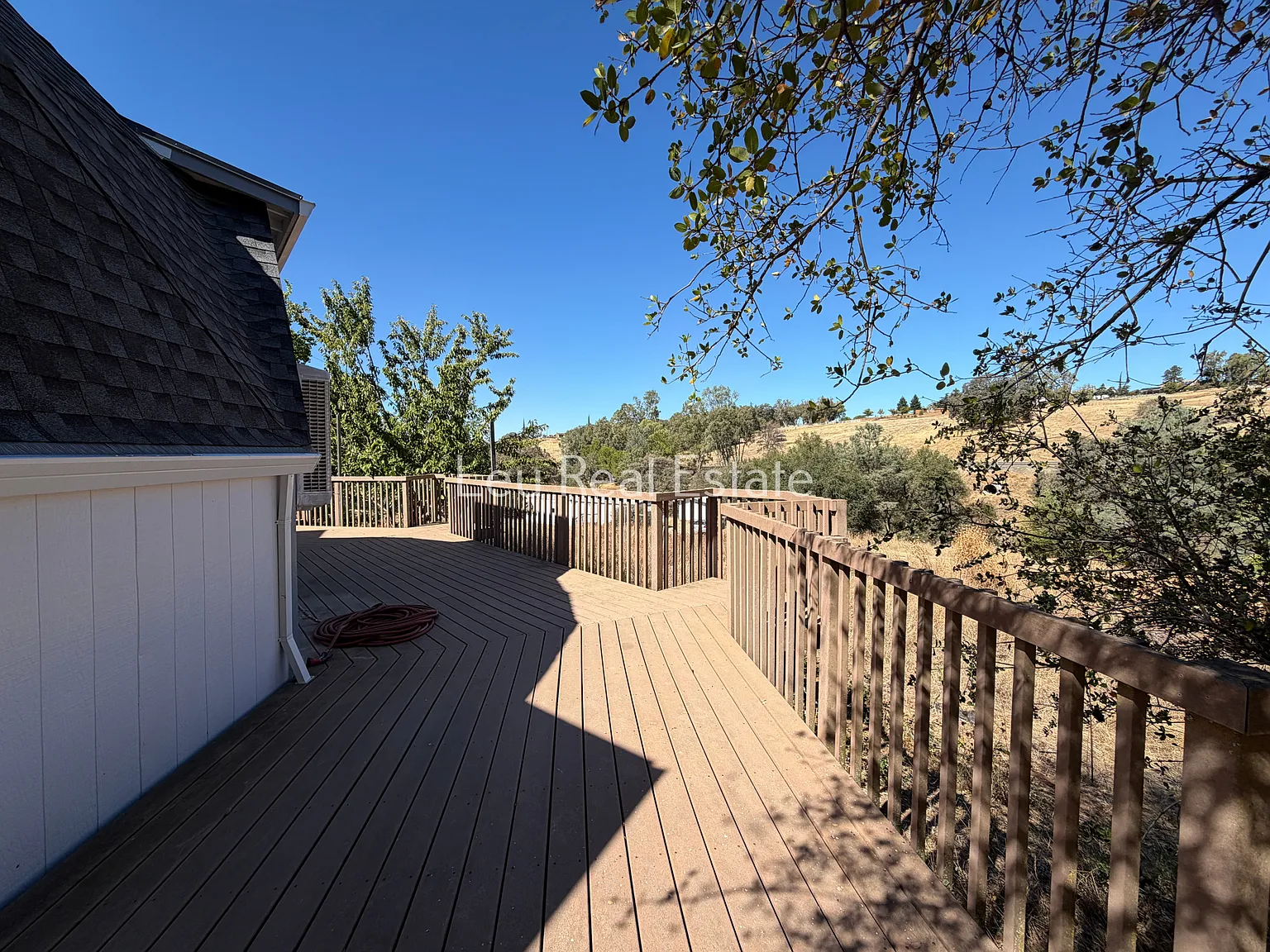 4 bed, 2.5 bath, 1675 sqft, $3,000 — Photo 4
