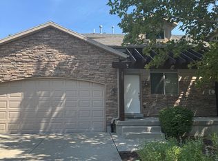 327 E Perrine Dr, Midvale, UT 84047