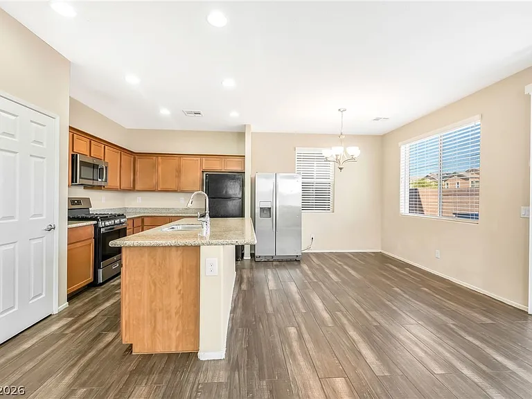 6318 Bijah Spring Ave — Photo 7