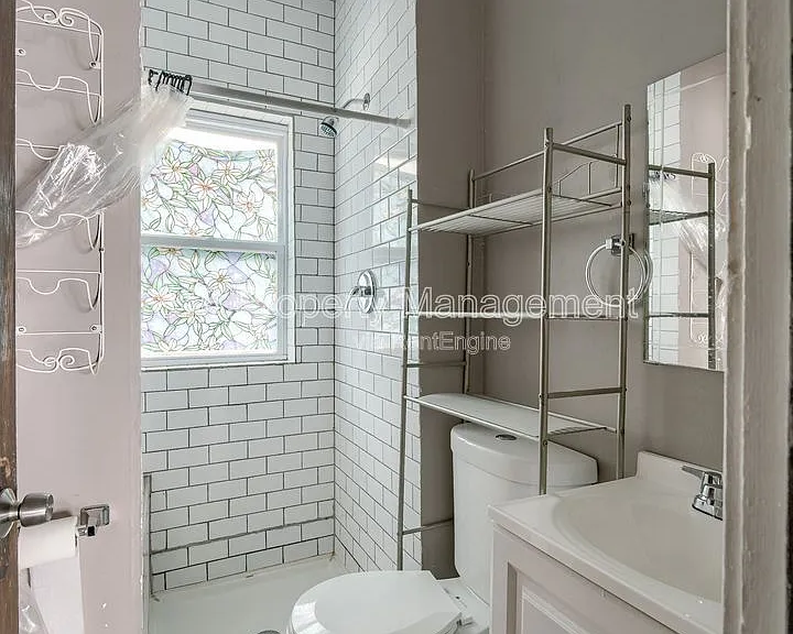 3233 Charlotte St #2S — Photo 10
