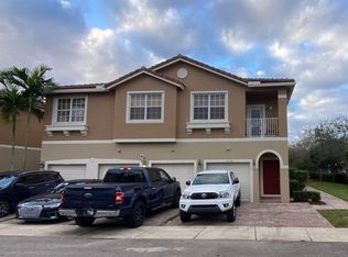 9158 Pershore Pl, Tamarac, FL 33321