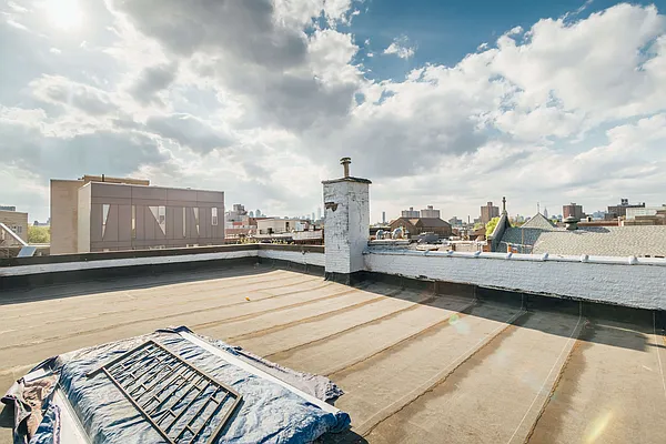 Rented by Nooklyn NYC LLC | media 41