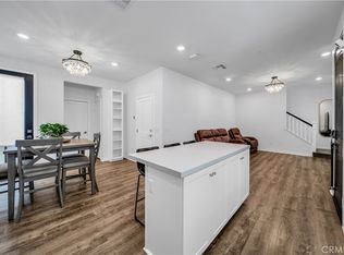 887 Pear Ct, Upland, CA 91786