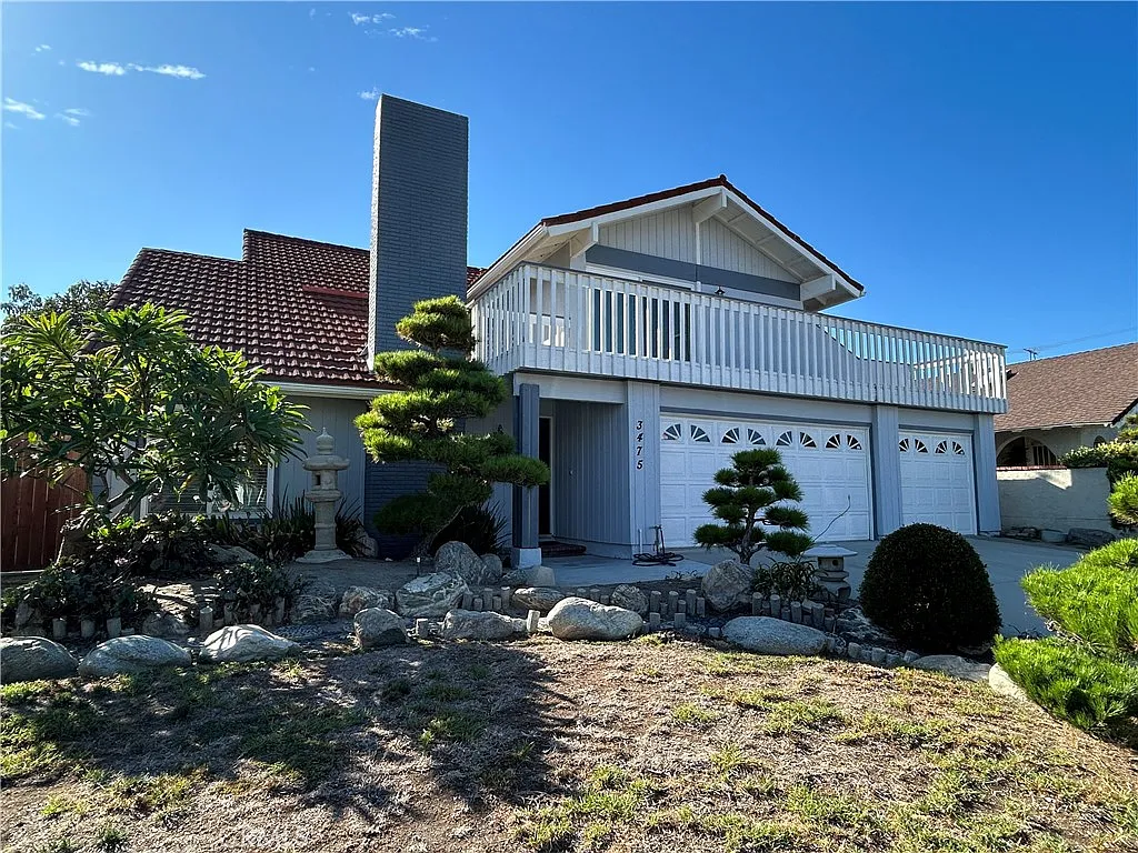 5 bed, 2409 sqft, $6,000 — Photo 2