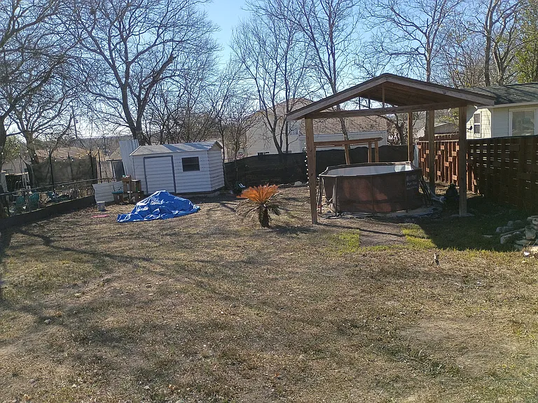 5218 Bluff St — Photo 21