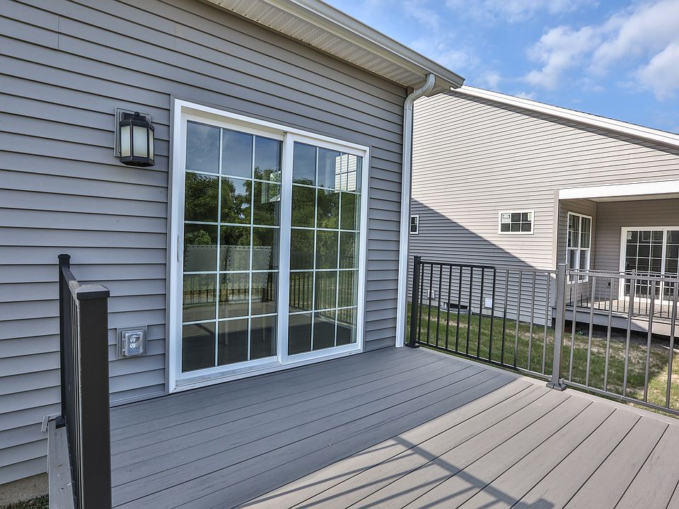 1st image of 5990 Redfield Dr