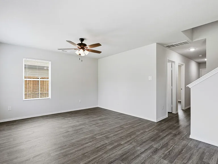 832 Eagles Nest Dr — Photo 17