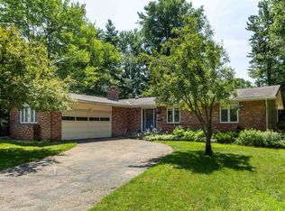 5 Scotsdale Rd, South Burlington, VT 05403