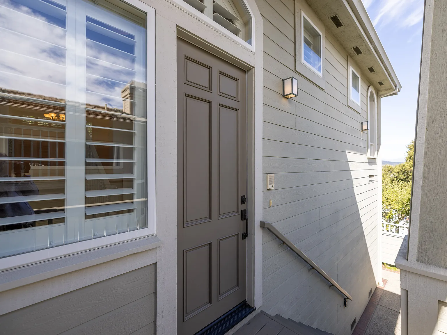 3 bed, 2022 sqft, $7,250 — Photo 3