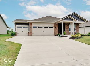 3669 Chalmers Dr, Bargersville, IN 46106