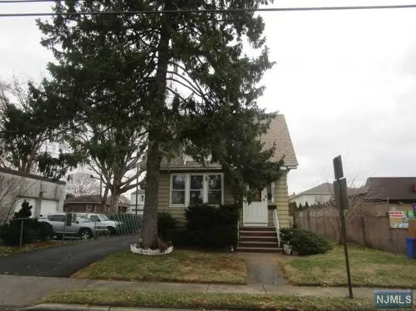 350 Midland Ave, Saddle Brook, NJ 07663