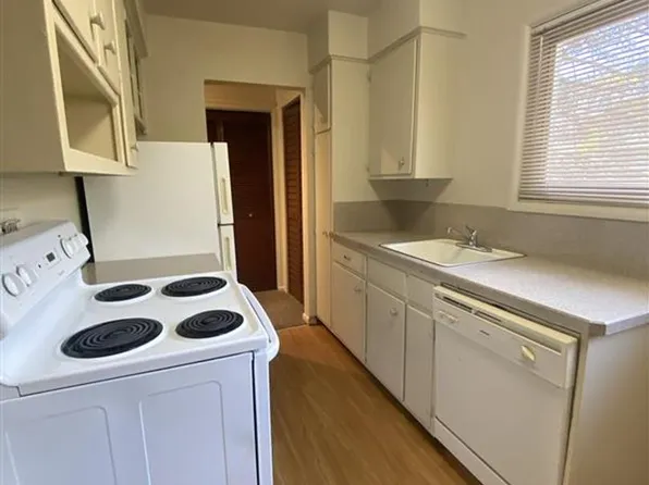 Richardson Court Apartments