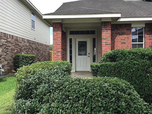 2nd image of 2006 Rock Ridge Dr