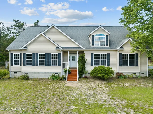 156 Winfarm Lane, Eagle Springs, NC 27242