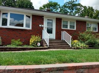 216 S 13th Ave, Manville, NJ 08835