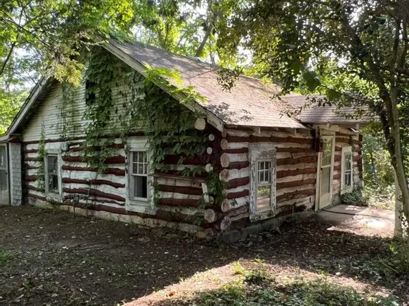 1812 Springfield Ave, Salem, VA 24153